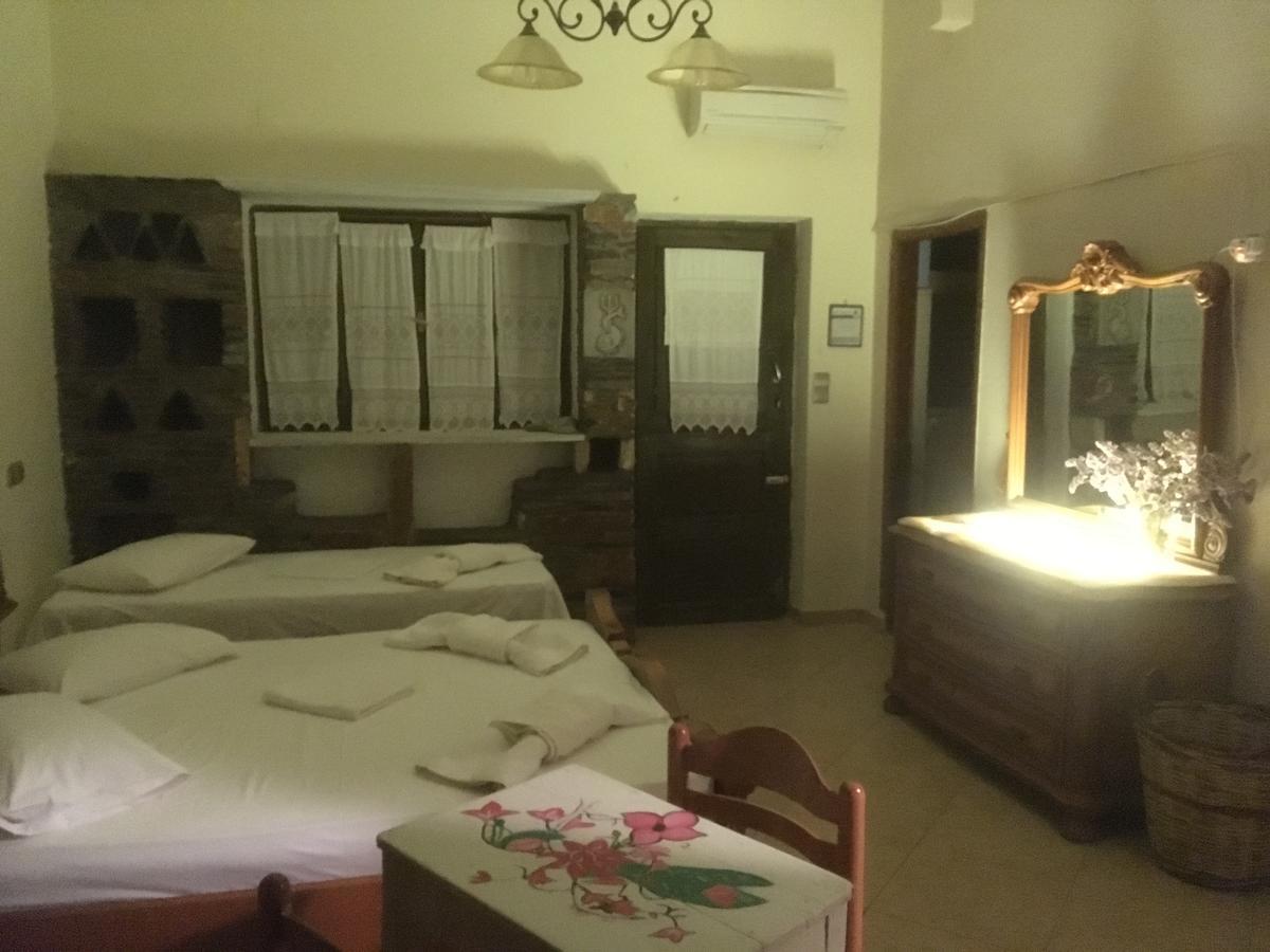 Afrodite Hotel Тинос Экстерьер фото